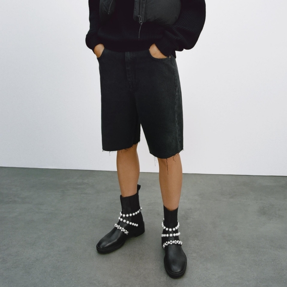 NWT Zara pearl and silver studded moto boots - Picture 4 of 16